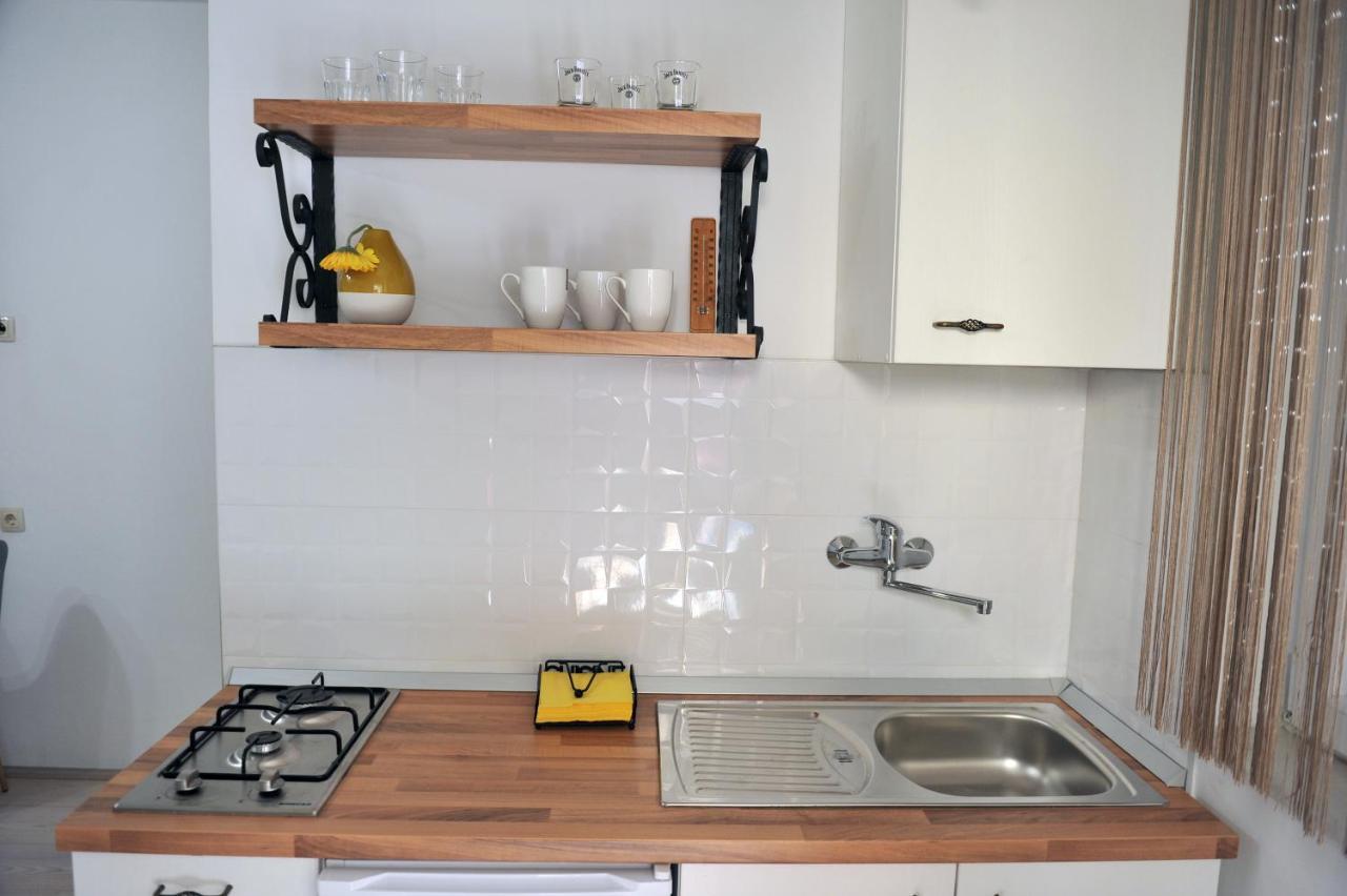 Studio Apartman Bandb Ðakovo エクステリア 写真